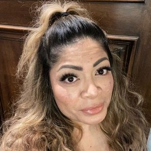 Meet your Posher, Blanca